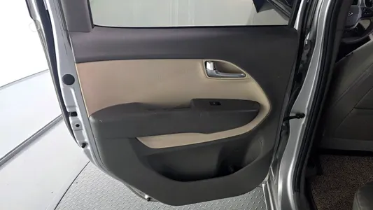 Kia Ray 2012 24