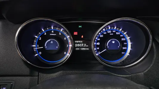 Hyundai 쏘나타 더 브릴리언트 LPI 2012 8