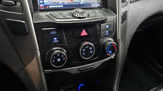 Hyundai 쏘나타 더 브릴리언트 LPI 2012 17