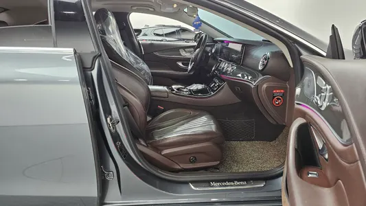 Mercedes-Benz CLS-Class C257 CLS300d AMG Line 2019 11