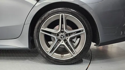 Mercedes-Benz CLS-Class C257 CLS300d AMG Line 2019 22
