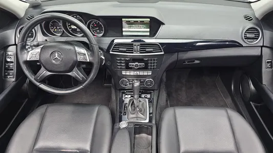 Mercedes-Benz C-Class W204 C200 CGI 2012 7