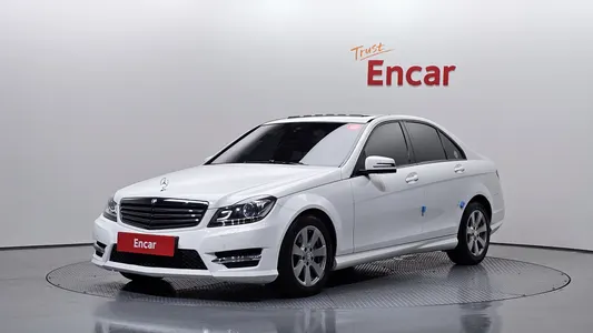 Mercedes-Benz C-Class W204 C200 CGI 2012