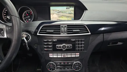 Mercedes-Benz C-Class W204 C200 CGI 2012 14