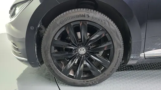 Volkswagen 아테온 2.0 TDI 2019 4
