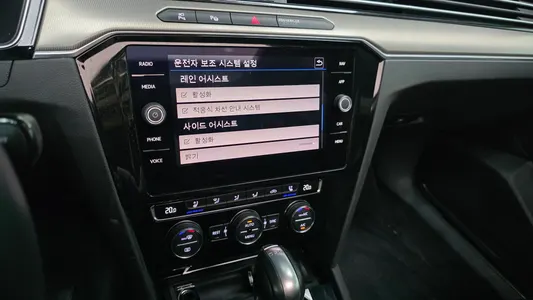 Volkswagen 아테온 2.0 TDI 2019 16