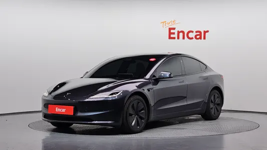 Tesla 3 RWD 2025