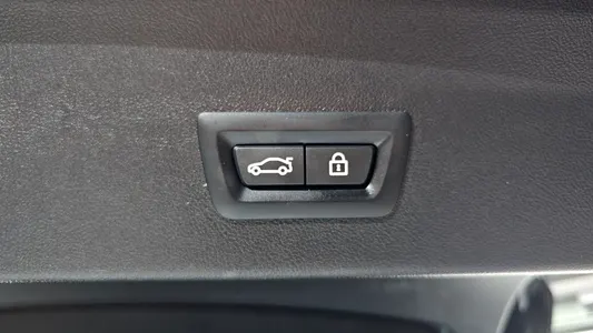 BMW X4 (G02) xDrive20d M 2023 32