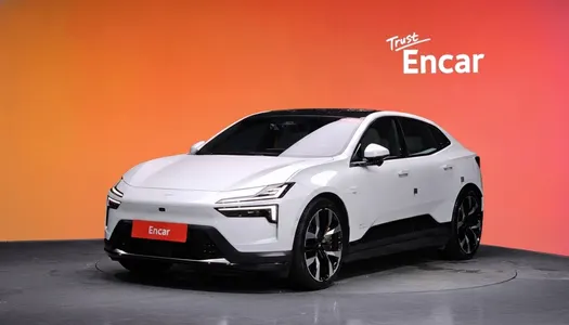 Polestar 4 2025