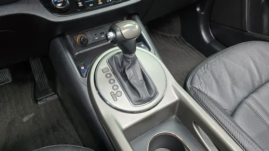 Kia R 2WD 2013 9