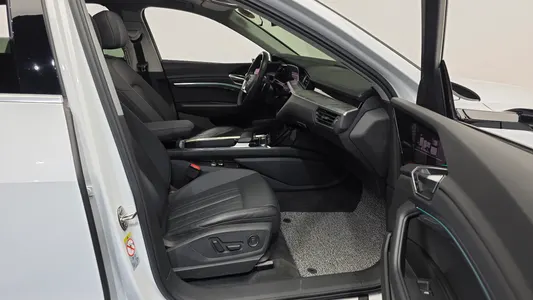 Audi e- 50 2022 11