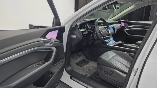 Audi e- 50 2022 10