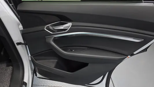 Audi e- 50 2022 25