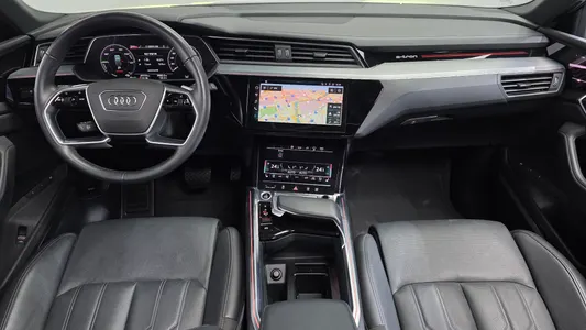 Audi e- 55 2022 7