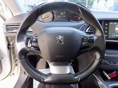 Peugeot 308 2 2.0 BlueHDi 2014 8
