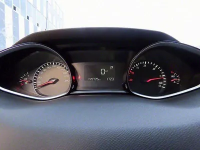 Peugeot 308 2 2.0 BlueHDi 2014 9