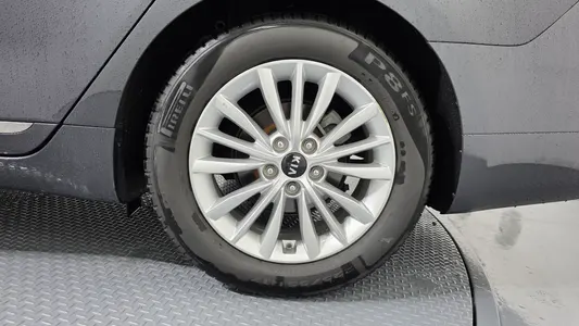Kia K7 2.5 GDI 2019 22