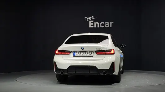 BMW 3 Series (G20) 330e M 2023 4