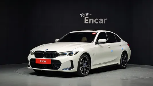 BMW 3 Series (G20) 330e M 2023