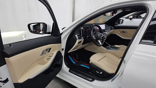 BMW 3 Series (G20) 330e M 2023 10