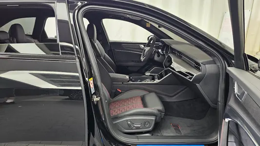 Audi RS 6 (C8) 4.0 TFSI 2025 26