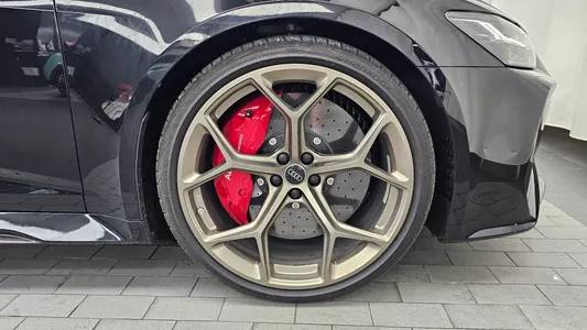 Audi RS 6 (C8) 4.0 TFSI 2025 21