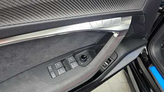 Audi RS 6 (C8) 4.0 TFSI 2025 30