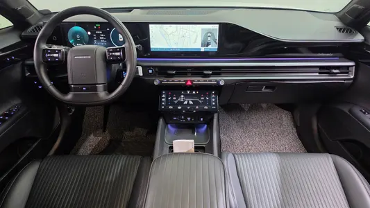 Hyundai (GN7) 2023 7
