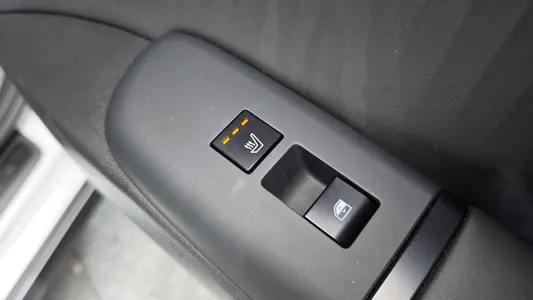 Hyundai (GN7) 2023 38