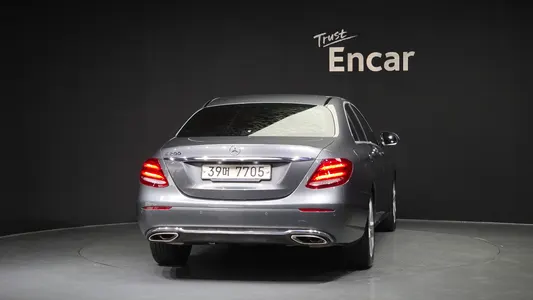 Mercedes-Benz E-Class W213 E200 2018 4
