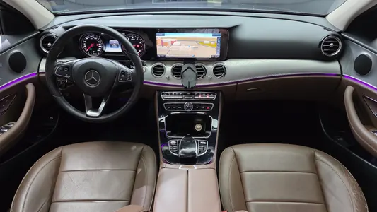 Mercedes-Benz E-Class W213 E200 2018 7