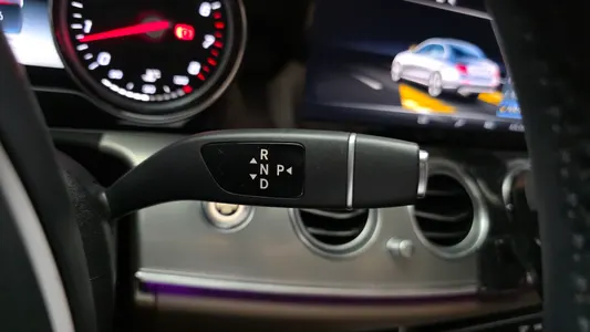 Mercedes-Benz E-Class W213 E200 2018 9
