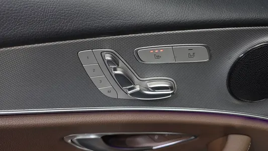 Mercedes-Benz E-Class W213 E200 2018 13