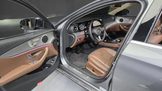 Mercedes-Benz E-Class W213 E200 2018 10