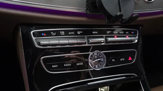 Mercedes-Benz E-Class W213 E200 2018 20
