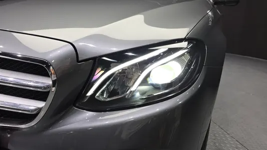 Mercedes-Benz E-Class W213 E200 2018 22