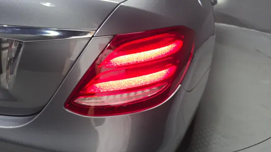 Mercedes-Benz E-Class W213 E200 2018 23