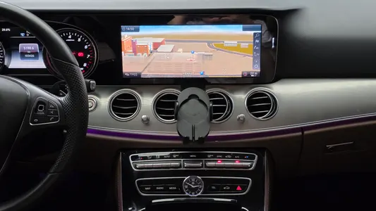 Mercedes-Benz E-Class W213 E200 2018 31