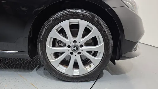 Mercedes-Benz E-Class W213 E220d 4MATIC 2019 5