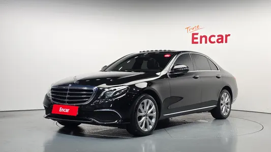 Mercedes-Benz E-Class W213 E220d 4MATIC 2019