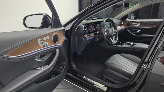 Mercedes-Benz E-Class W213 E220d 4MATIC 2019 10