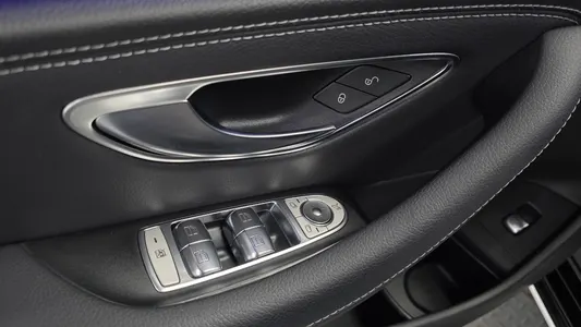 Mercedes-Benz E-Class W213 E220d 4MATIC 2019 27