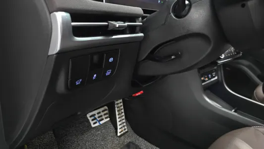 Hyundai (NX4) HEV 1.6 2WD 2024 19