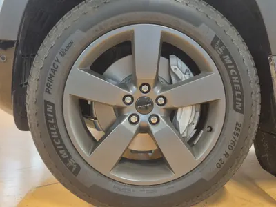 Land Rover (L663) 110 D300 X- HSE 2026 16