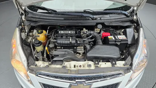 Chevrolet Spark LT 2012 6