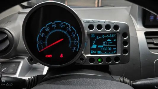 Chevrolet Spark LT 2012 8