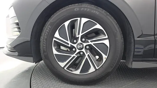 Hyundai (DN8) 2024 5