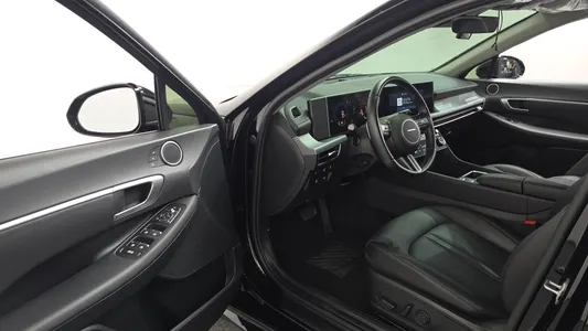 Hyundai (DN8) 2024 10
