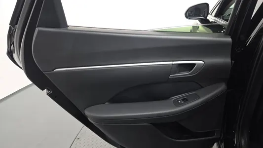 Hyundai (DN8) 2024 25