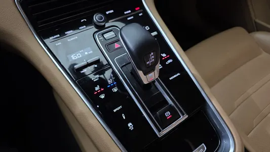 Porsche (971) 3.0 AWD 2020 9